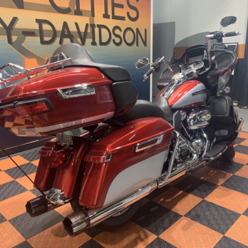 2019 Harley-Davidson Road Glide Ultra FLTRU thumb 3
