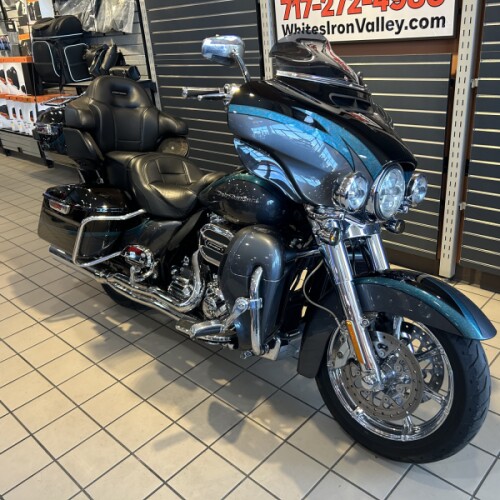 2015 H-D FLHTKSE CVO™ Ultra Limited 110ci thumb 1