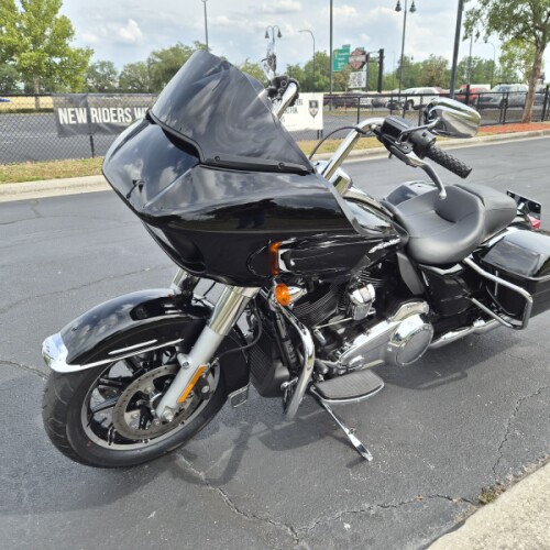 FLTRX 2020 Road Glide® thumb 1