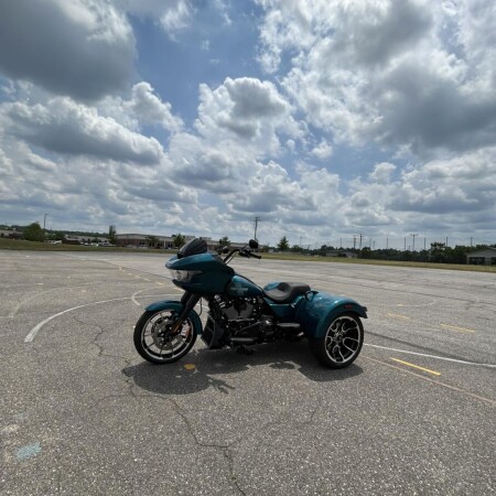 FLTRT 2026 Road Glide 3 thumb 0