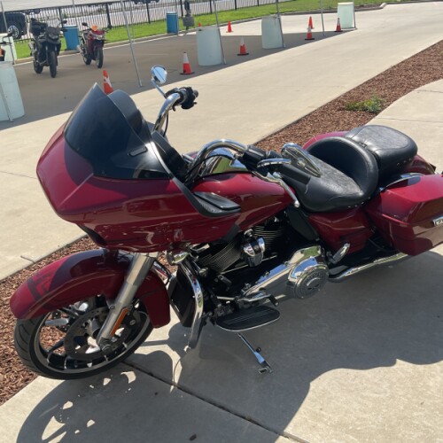 FLTRX 2020 Road Glide® thumb 0