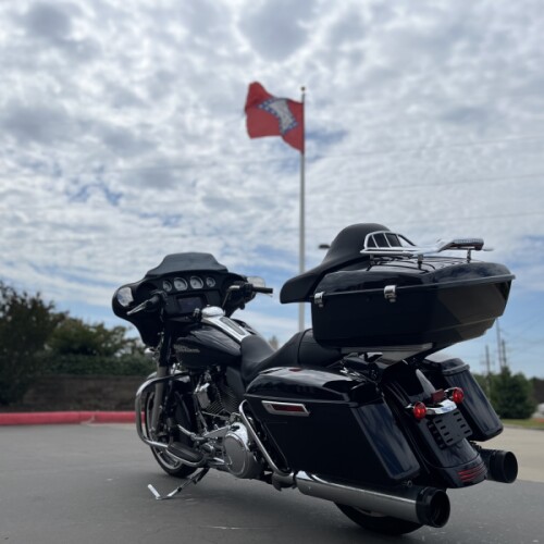 2020 Harley-Davidson® FLHX Street Glide® Midnight Blue 673108 thumb 0