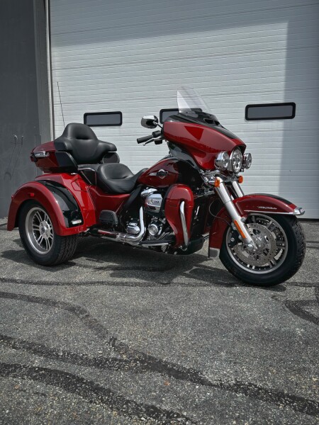 2024 Harley-Davidson® Tri Glide™ Ultra