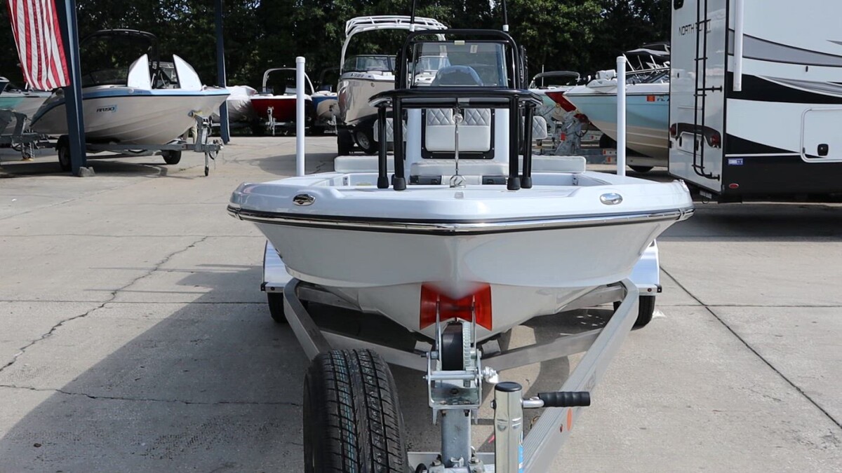 NEW 2027 ACTION CRAFT 17 FLYFISHER FLATS BOAT | YAMAHA 115HP | FOR