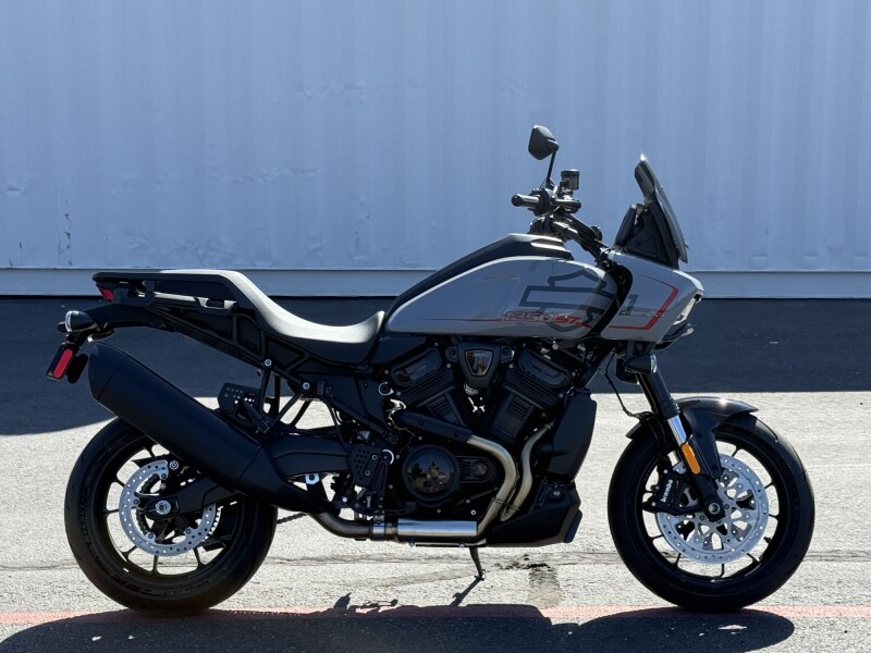 RA1250ST 2026 Pan America® 1250 ST