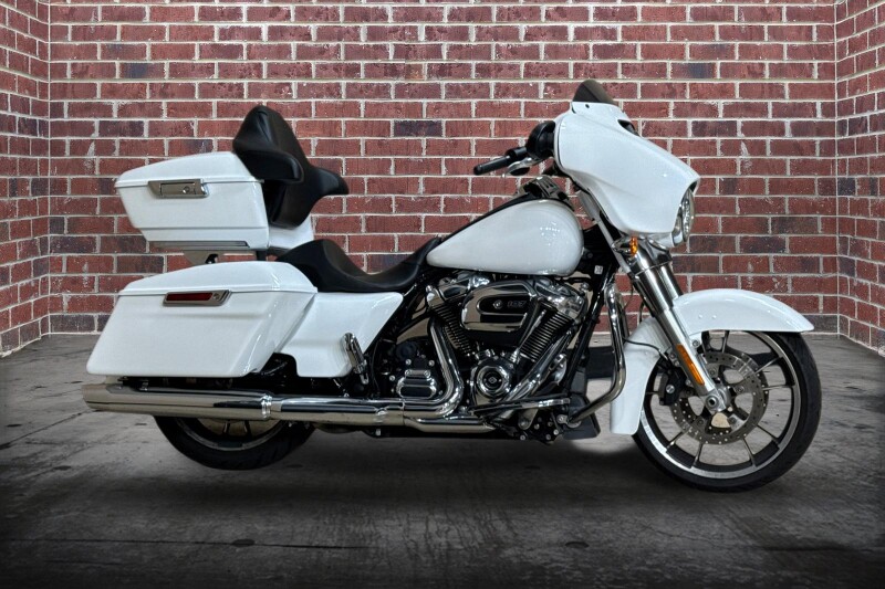 FLHX 2021 Street Glide®