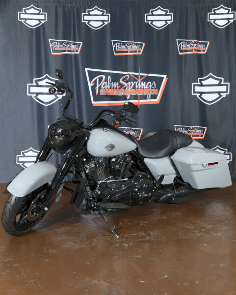 FLHRXS 2025 Road King™ Special