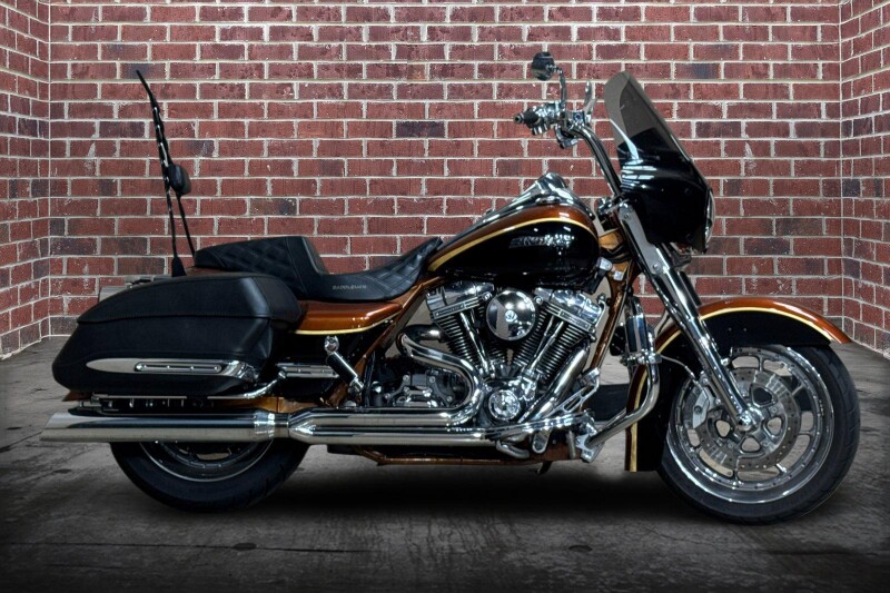 2008 Harley-Davidson® Screamin’ Eagle Road King Anniversary Copper Pearl/Black Onyx