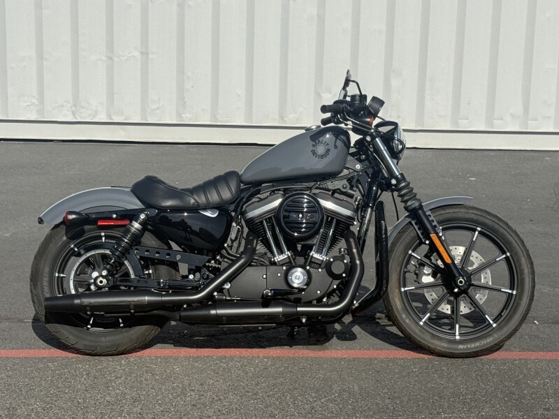 XL 883N 2022 Iron 883™