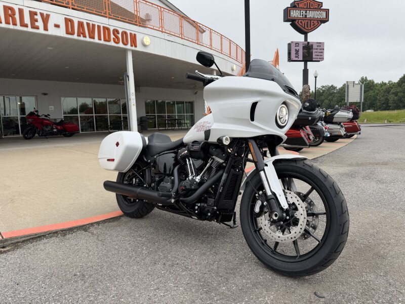 2026 Harley-Davidson® Low Rider® ST White Onyx Pearl Black Trim