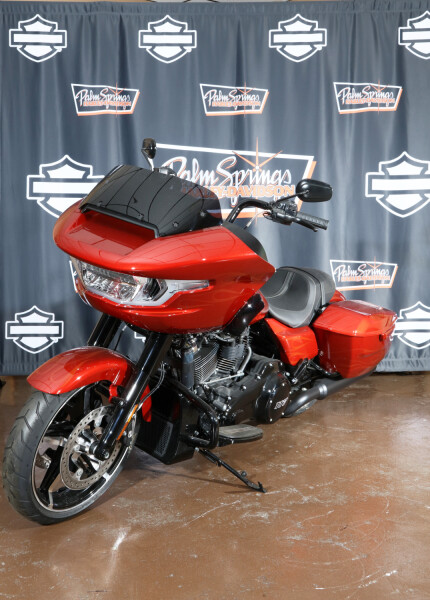 FLTRX 2025 Road Glide™