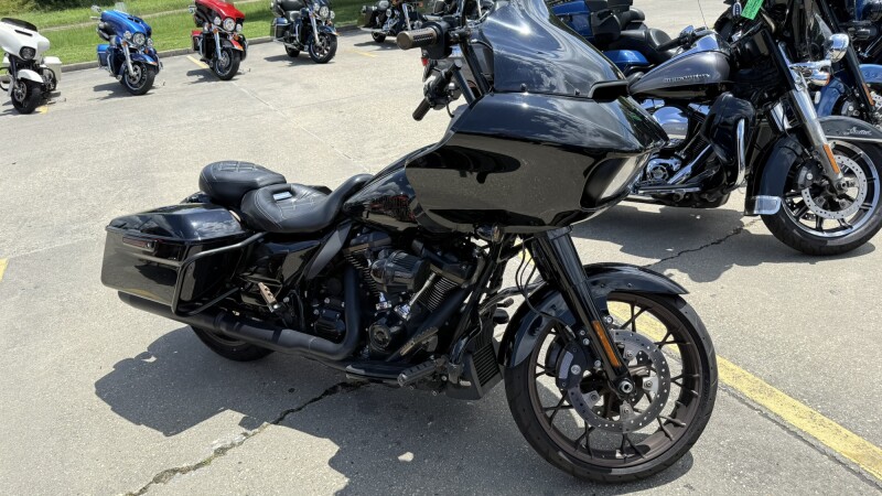 2022 Harley-Davidson® Road Glide® ST