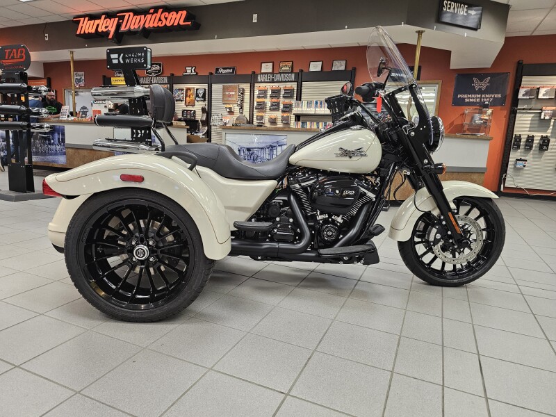 FLRT 2023 Freewheeler®
