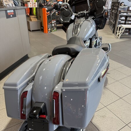 FLTRX 2026 Road Glide® thumb 1