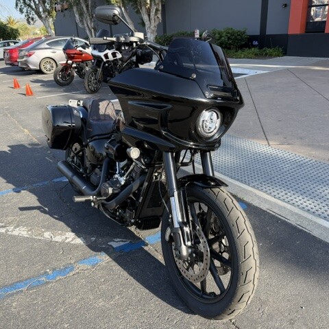 2025 Harley-Davidson® Low Rider® ST thumb 2