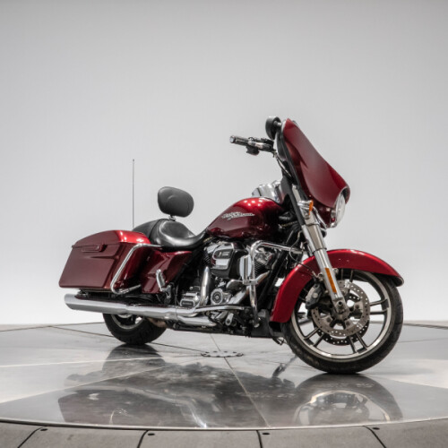 2017 HARLEY-DAVIDSON FLHX STREET GLIDE in Velocity Red thumb 3