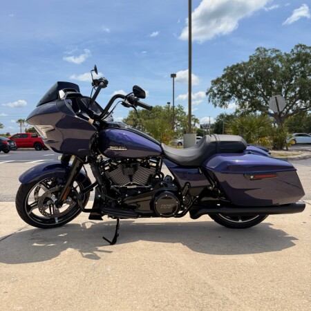FLTRX 2026 Road Glide® thumb 0