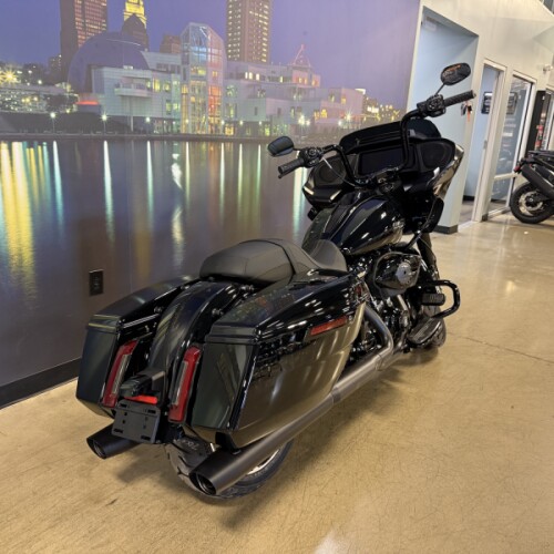 FLTRX 2026 Road Glide® thumb 0