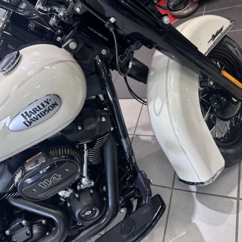 2022 Harley-Davidson® Heritage Classic 114 thumb 0