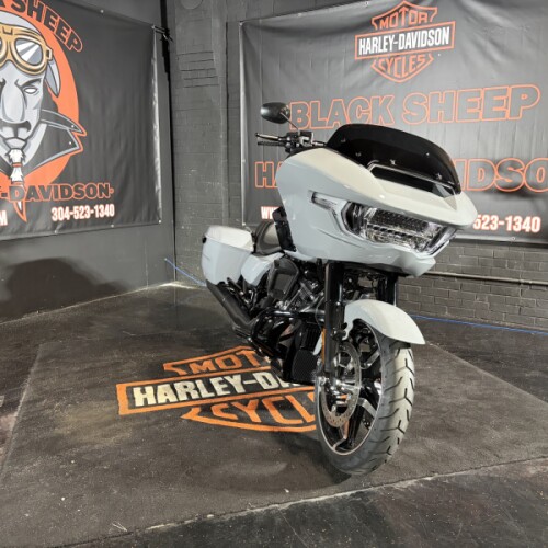 2026 Harley-Davidson® Road Glide™ FLTRX thumb 0