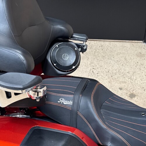 FLTRX 2024 Road Glide® thumb 0