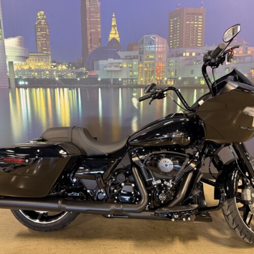 FLTRX 2026 Road Glide® thumb 3