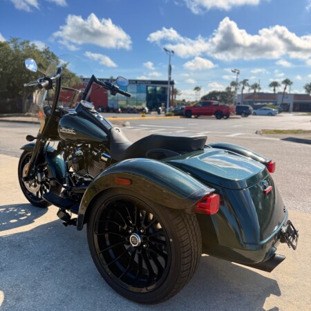 FLRT 2024 Freewheeler™ thumb 1