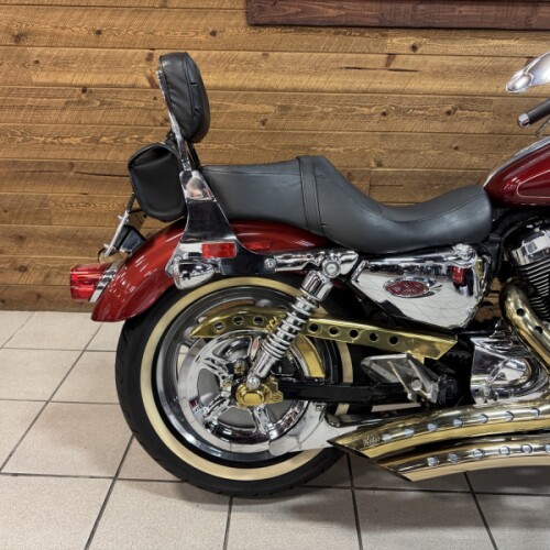2009 Harley-Davidson® 1200 Custom Red Hot Sunglo XL1200C thumb 0