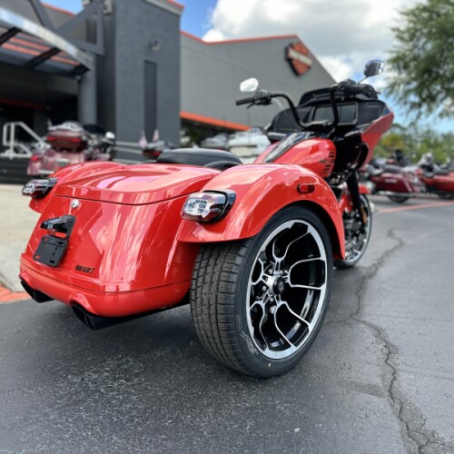 FLTRT 2026 Road Glide 3 thumb 1
