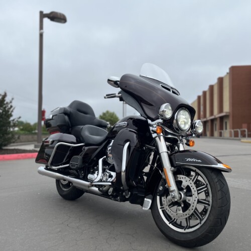 2014 Harley-Davidson® FLHTCU  Electra Glide® Ultra Classic® BLACKND CAYENNE 615198 thumb 3