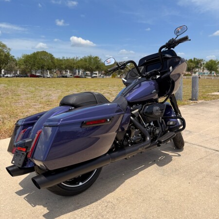 FLTRX 2026 Road Glide® thumb 3