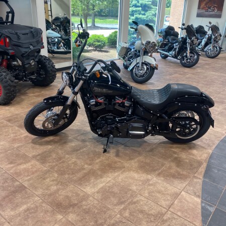  2020 Harley-Davidson® Street Bob® thumb 3