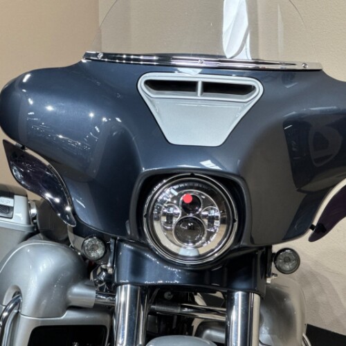 FLHXSE 2019 CVO™ Street Glide® thumb 2