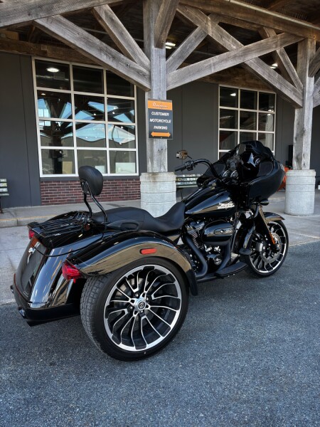 2024 Harley-Davidson® Road Glide 3