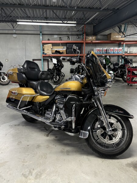 2017 Harley-Davidson® Ultra Limited Low