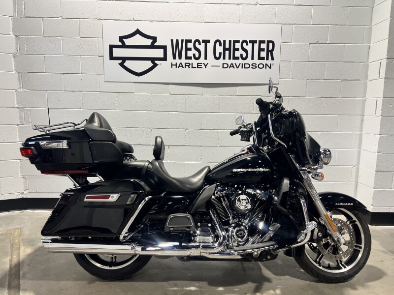 2020 Harley-Davidson® Ultra Limited Vivid Black FLHTK