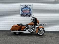 2014 Harley-Davidson® Street Glide® Special Amber Whiskey