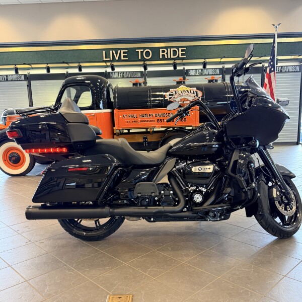 2022 Harley-Davidson Road Glide Limited FLTRK