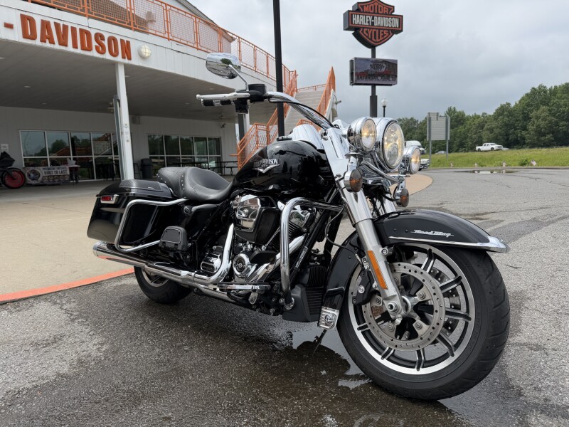 2019 Harley-Davidson® Road King® Vivid Black