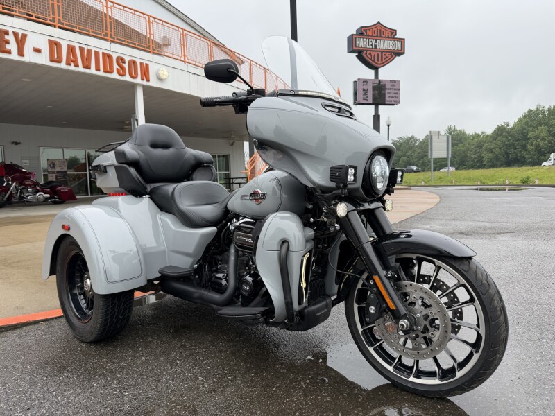 2024 Harley-Davidson® Tri Glide® Ultra Billiard Gray
