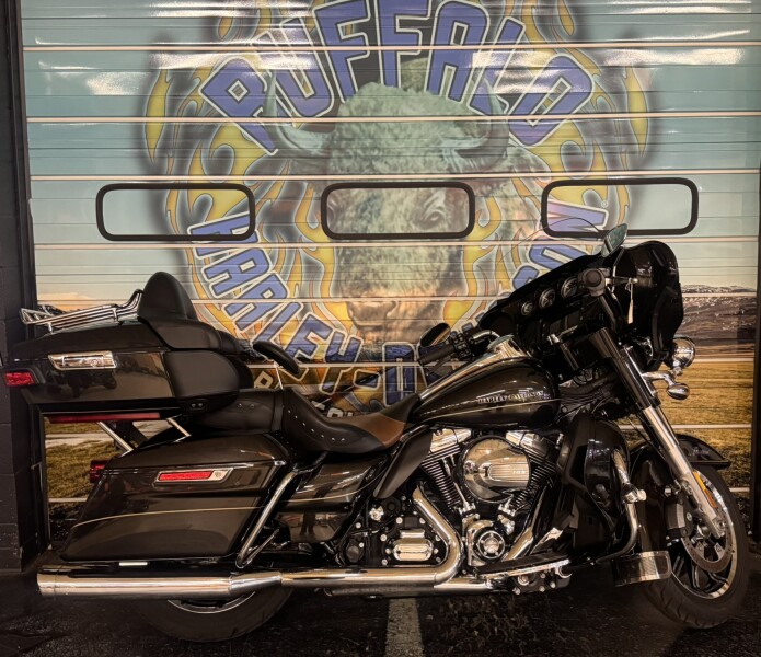 2016 Harley-Davidson® Ultra Limited Low Black Quartz