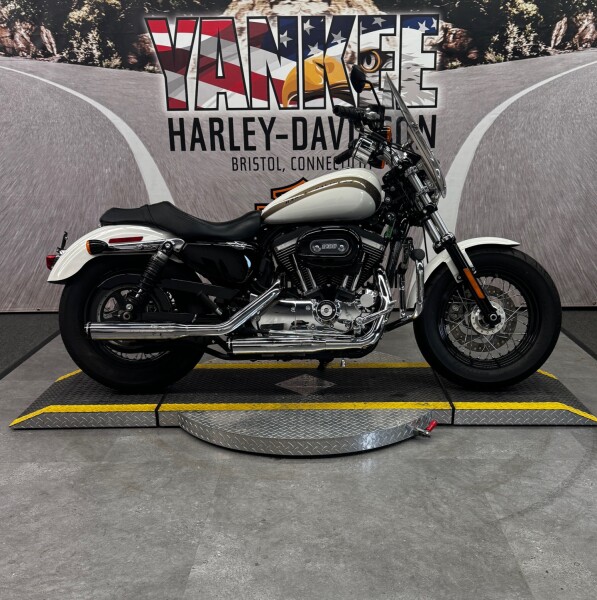 2018 XL1200C 1200 Custom