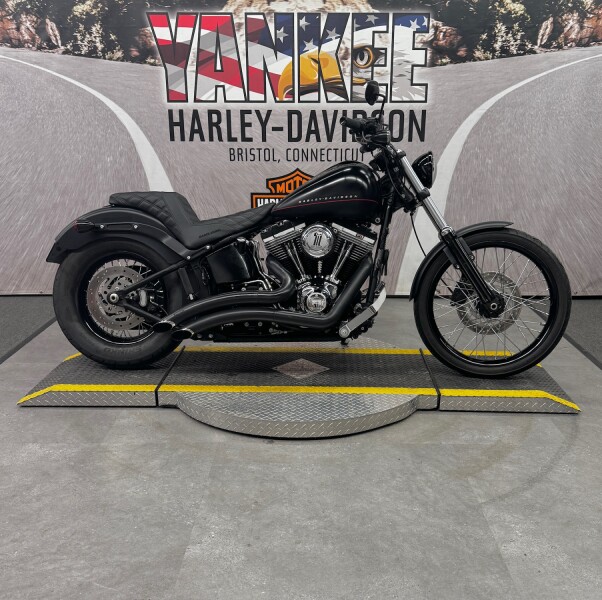 2013 FXS Blackline®