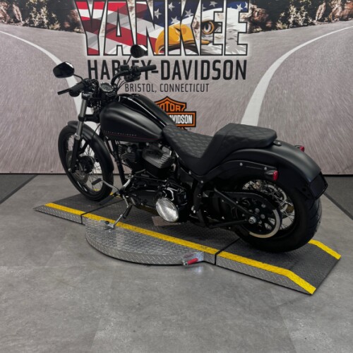 2013 FXS Blackline® thumb 1