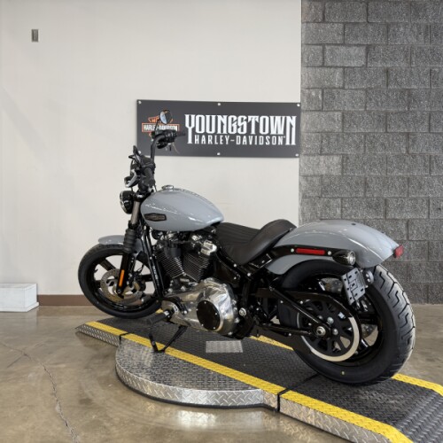 2026 Harley-Davidson® Street Bob® FXBB thumb 1
