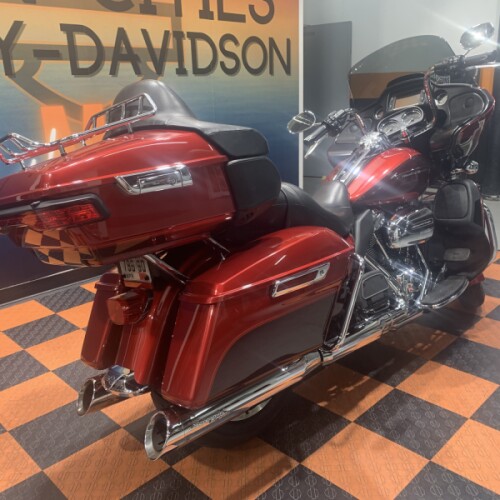 2018 Harley-Davidson Road Glide Ultra FLTRU thumb 3