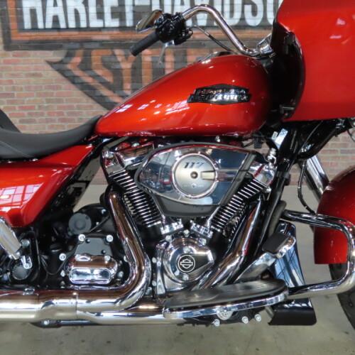 2024 Harley-Davidson® Road Glide® FLTRX thumb 2