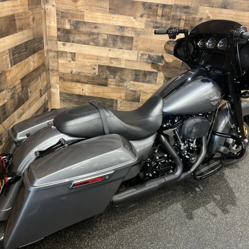 2021 Harley-Davidson® Street Glide® Special Gauntlet Gray Metallic - Black Finish flhxs thumb 3