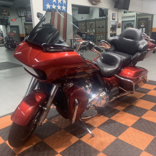 2018 Harley-Davidson Road Glide Ultra FLTRU thumb 0