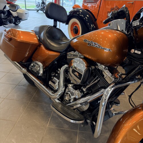 2014 Harley-Davidson Street Glide Special FLHXS thumb 2